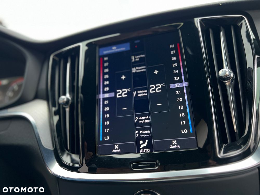 Volvo S60 B4 B R-Design - 39