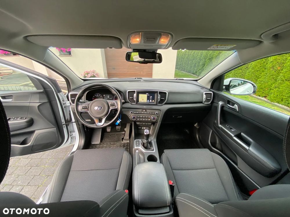 Kia Sportage 1.6 GDI 2WD Dream-Team Edition - 16