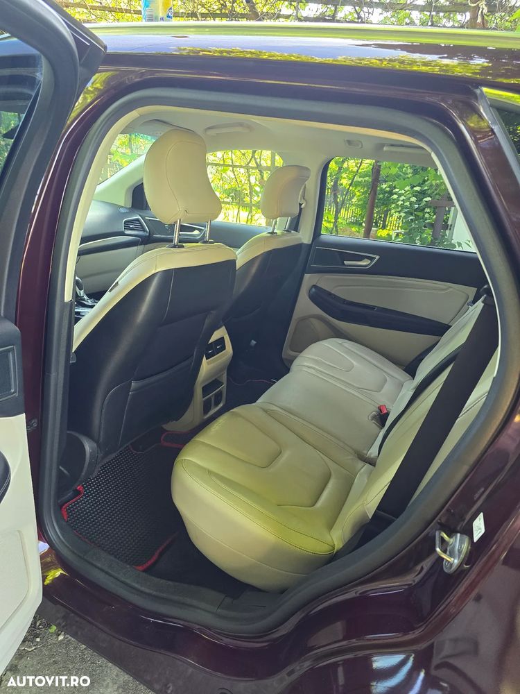 Ford Edge 2.0 TDCi Powershift Titanium - 12