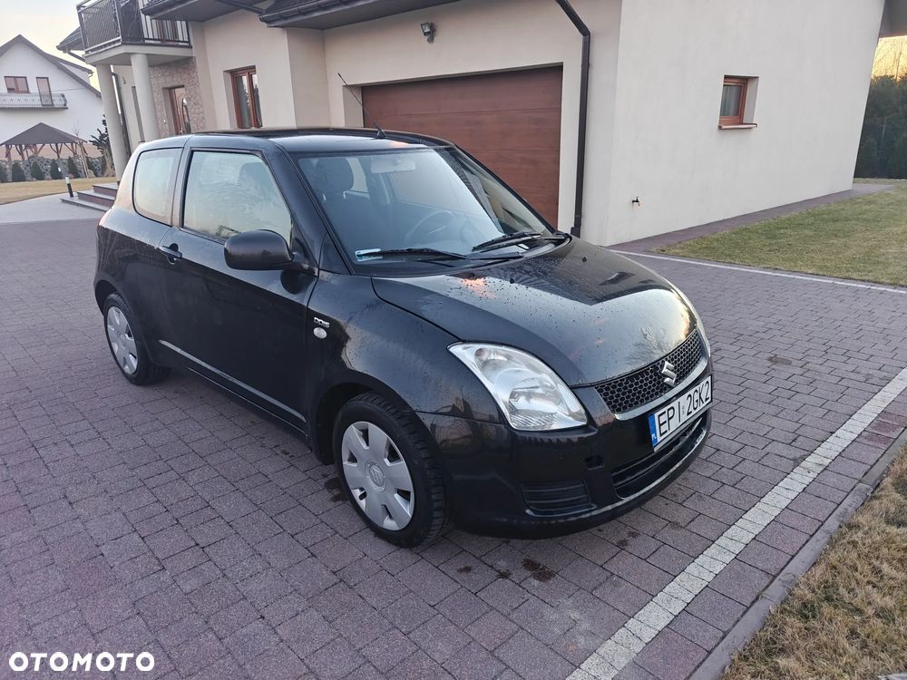 Suzuki Swift 1.3 DDiS Club - 5