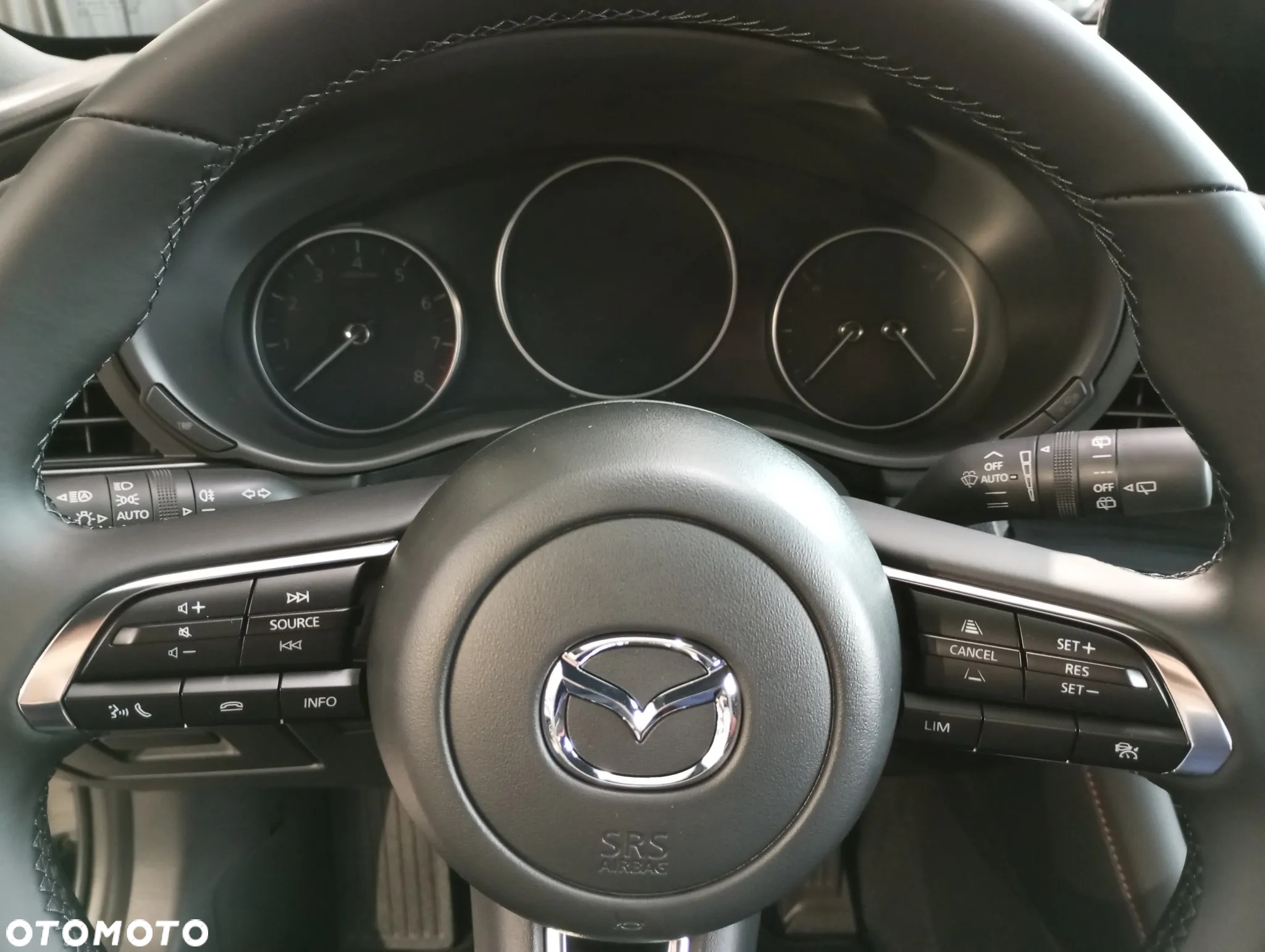 Mazda 3 - 7