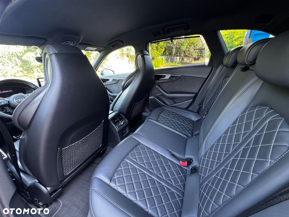 Audi A4 Avant 45 TDI quattro tiptronic S line - 25