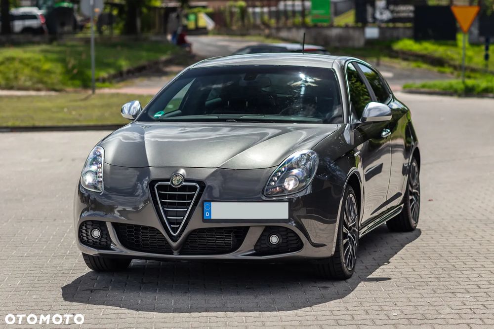 Alfa Romeo Giulietta 2.0 JTDM 20V TCT Speciale - 2