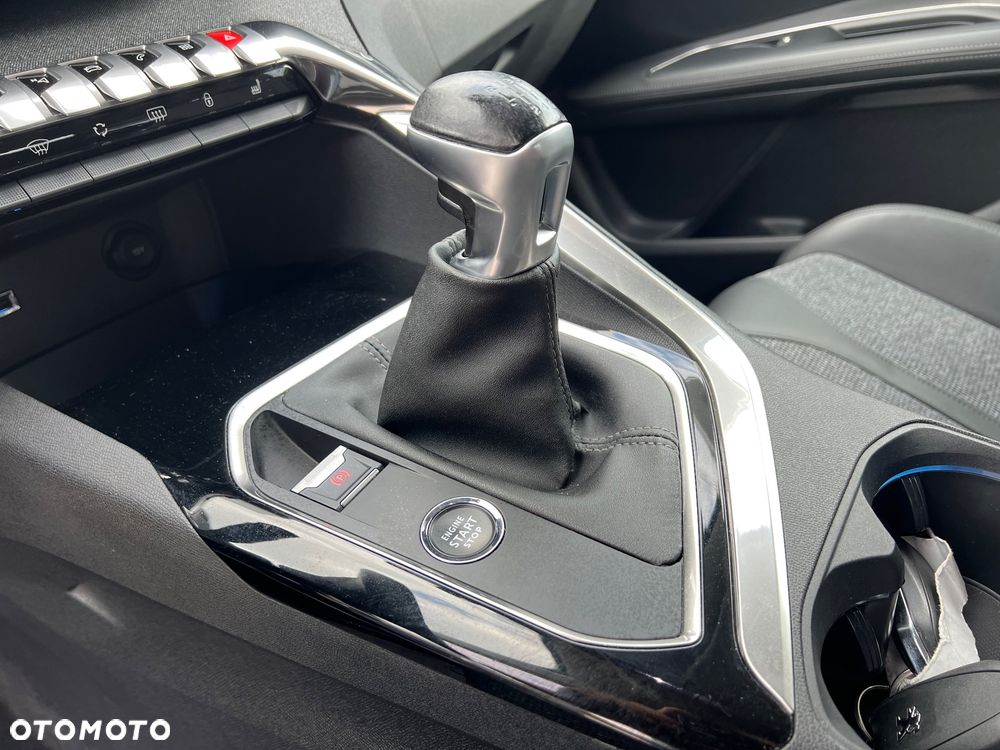 Peugeot 3008 BlueHDi 130 Stop & Start Allure - 16