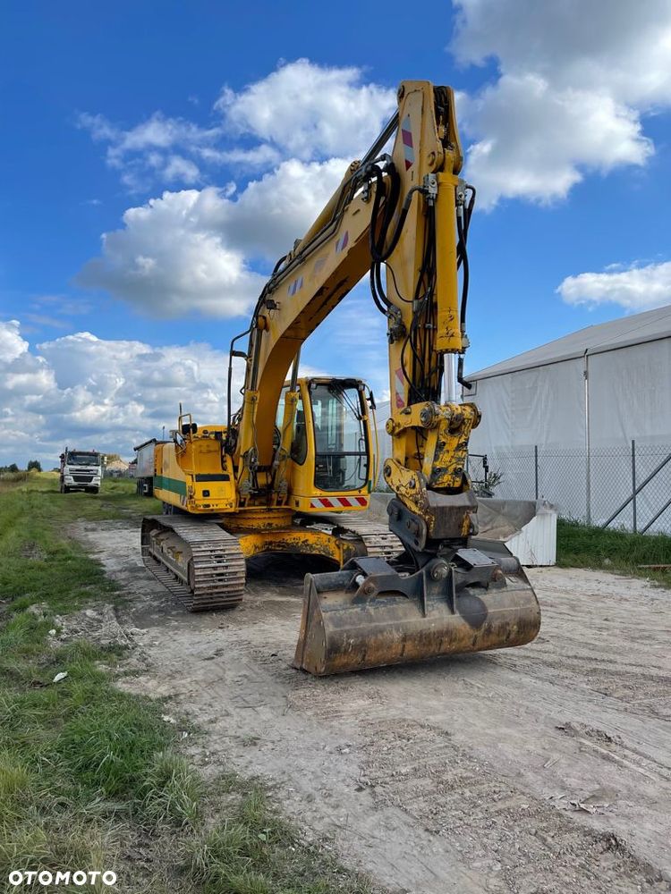 Liebherr R 906 LC - 6
