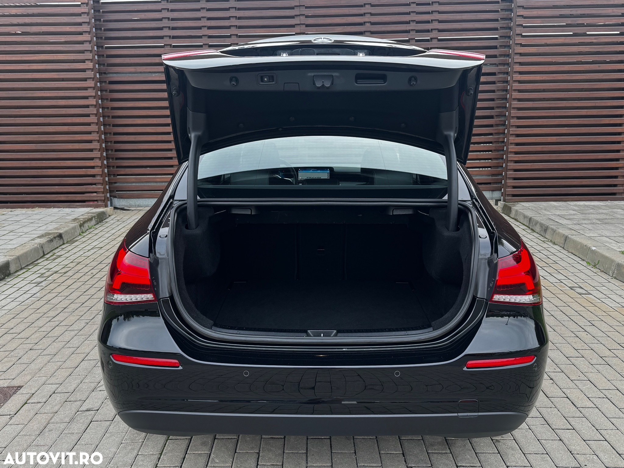 Mercedes-Benz A 180 d 8G-DCT Lim. Special Edition - 23
