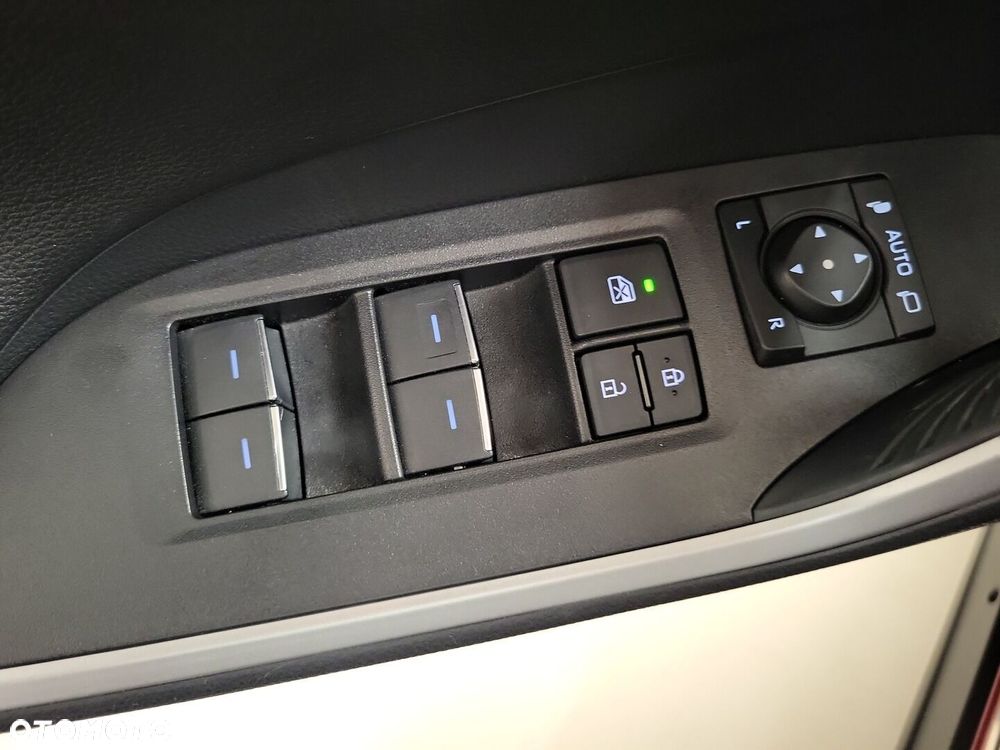 Toyota RAV4 - 18