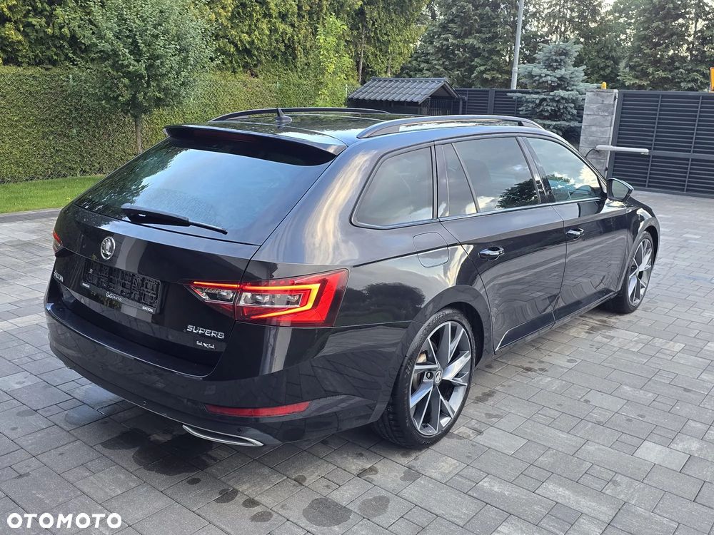 Skoda Superb 2.0 TDI 4x4 DSG Sportline - 4