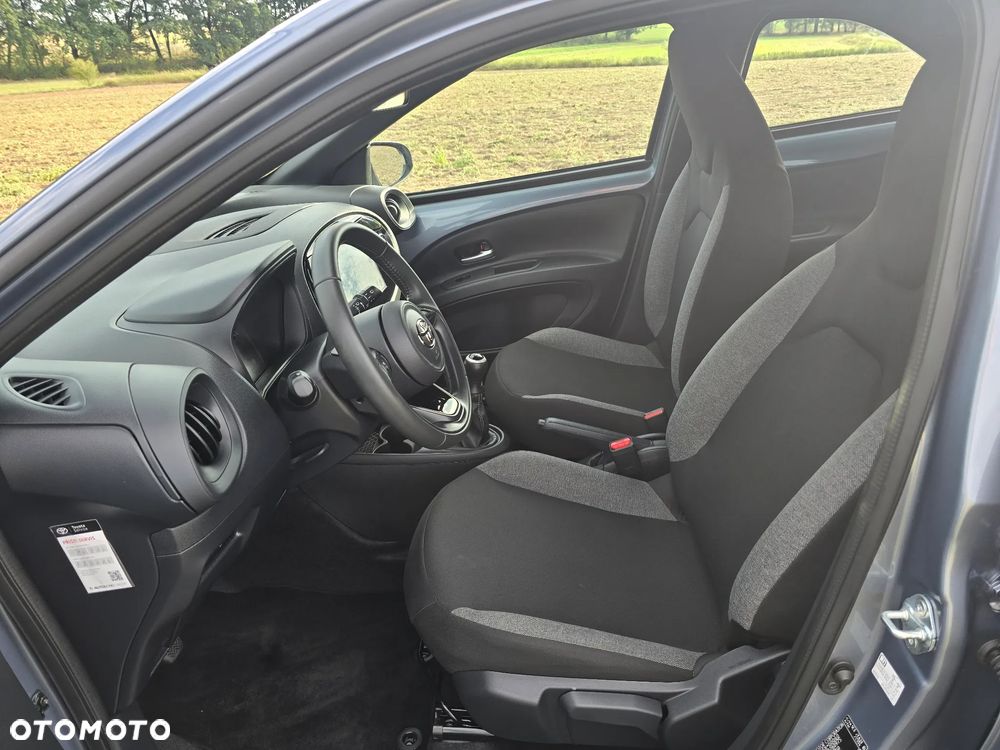 Toyota Aygo X Teamplayer - 12