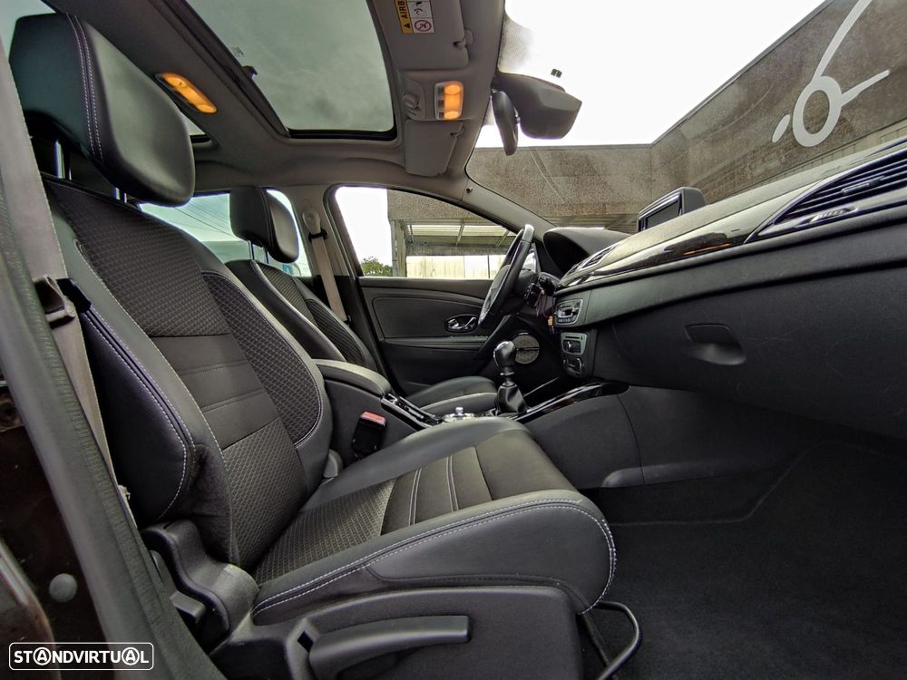 Renault Mégane 1.5 dCi Bose Edition - 14