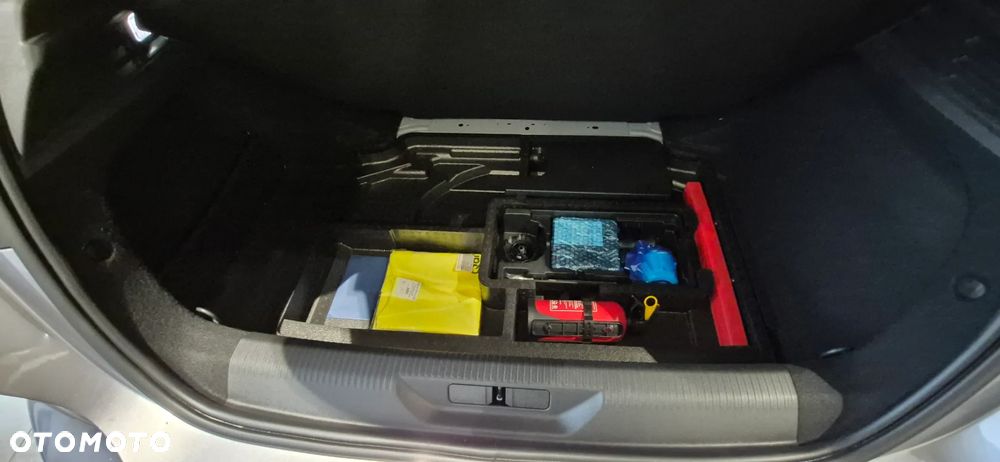 Peugeot 308 1.2 PureTech Allure Pack S&S EAT8 - 28