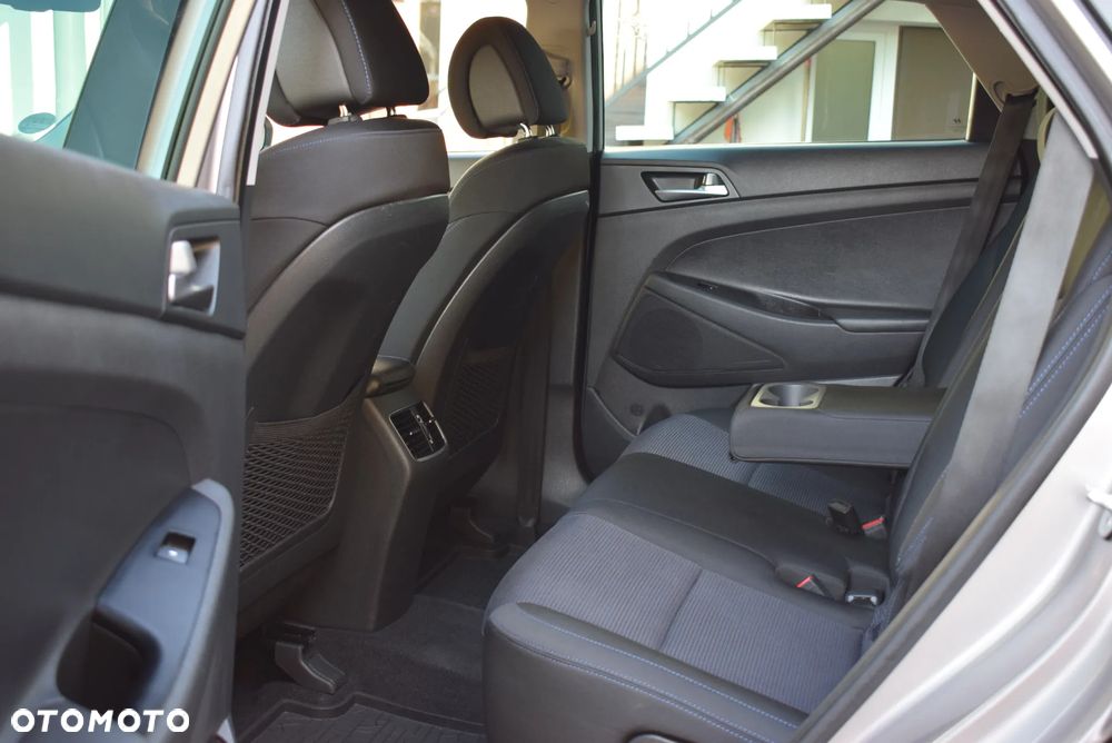 Hyundai Tucson 1.7 CRDI BlueDrive Classic 2WD - 13
