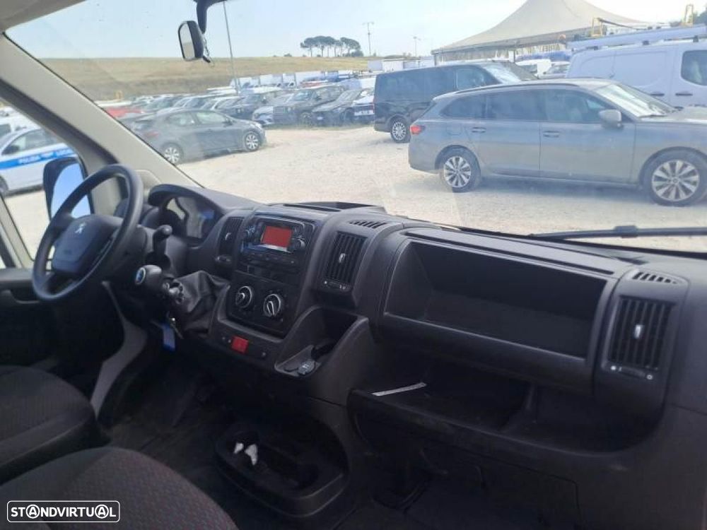 Peugeot Boxer 2.2 bluehdi L3H3 3L c/IVA - 4