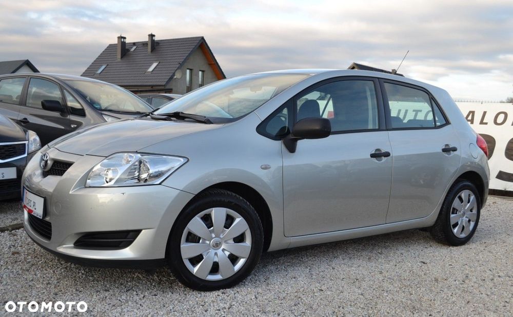 Toyota Auris 1.33 VVT-i Terra - 13