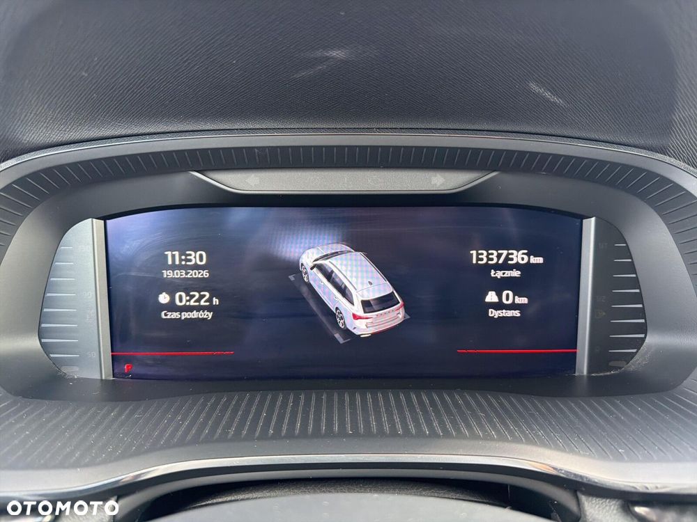 Skoda Octavia 2.0 TDI RS DSG - 16