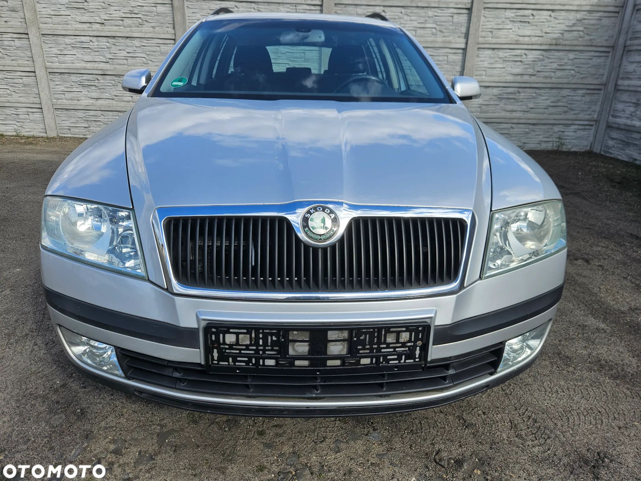 Skoda Octavia Combi 1.6 Elegance - 1