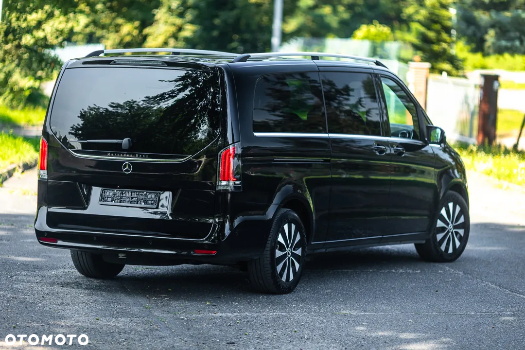 Mercedes-Benz Klasa V 250 d extralang 9G-TRONIC Avantgarde - 14