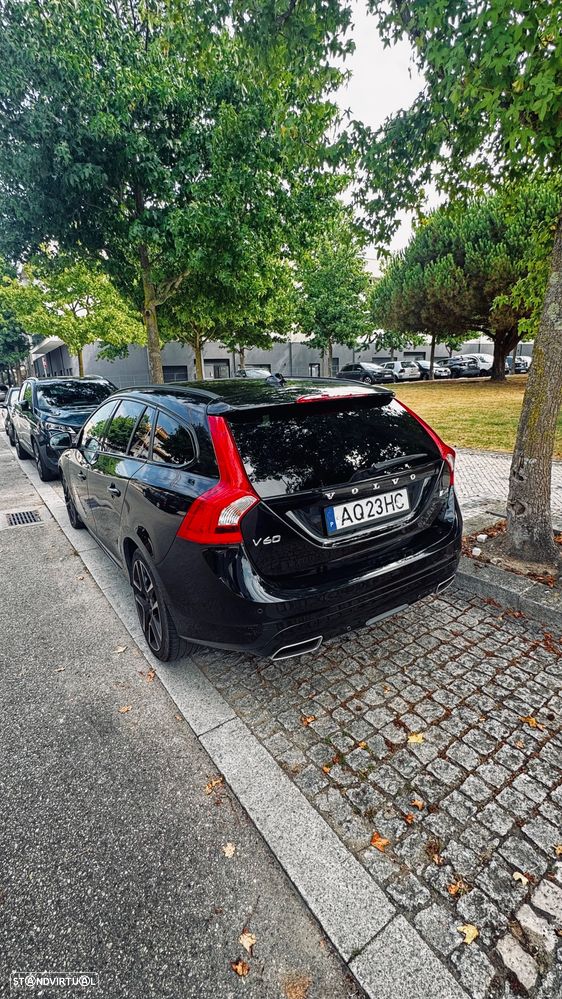 Volvo V60 D4 Geartronic Black Line - 9
