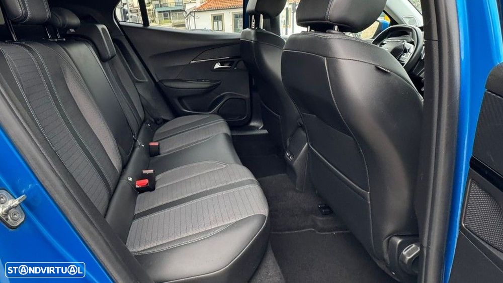 Peugeot 2008 1.5 BlueHDi Allure EAT8 - 22