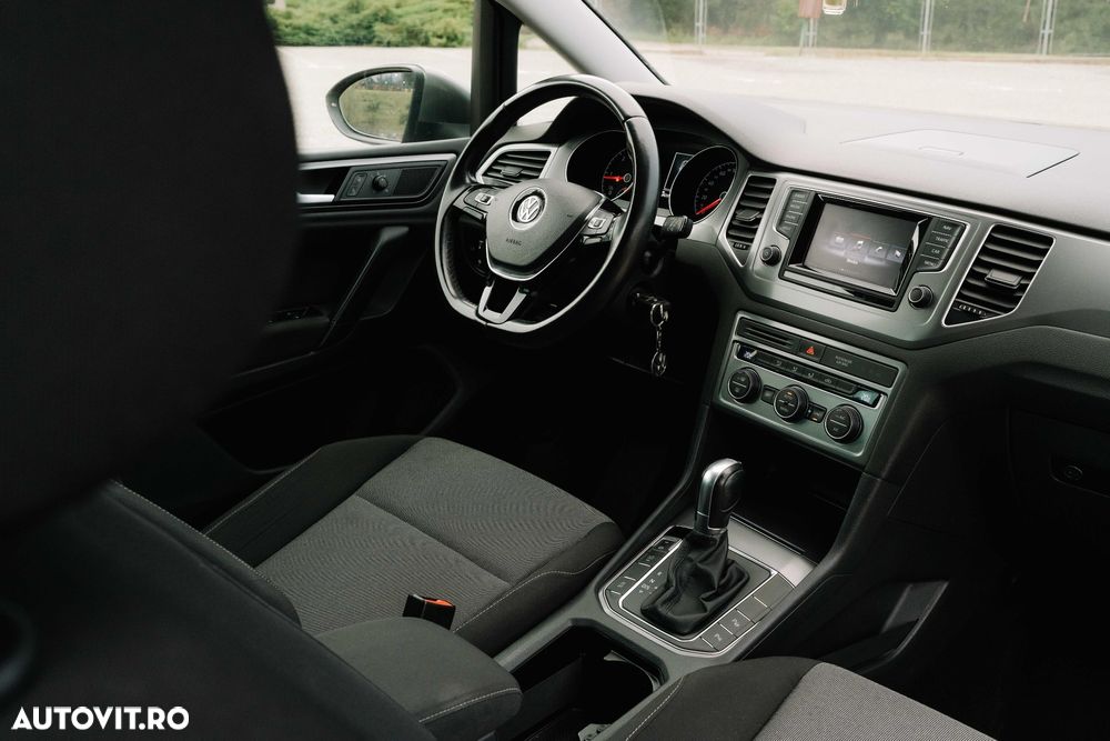 Volkswagen Golf 1.6 TDI DSG BMT Comfortline - 32