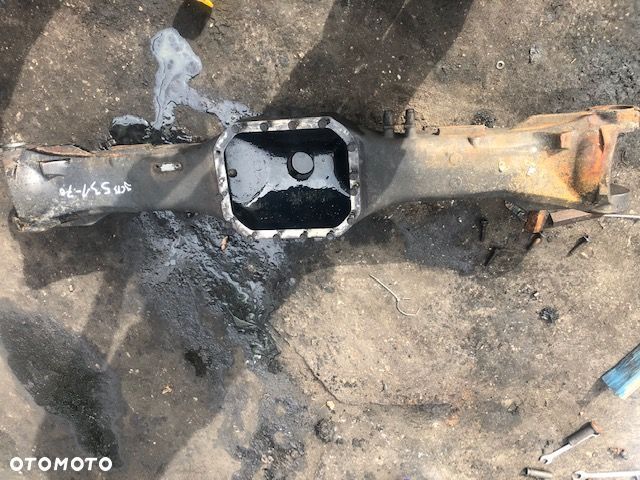JCB 531-70 - Obudowa Mostu 589/M6926 - 1