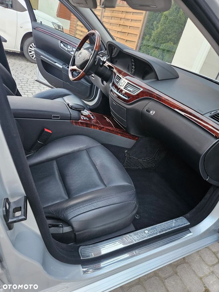 Mercedes-Benz Klasa S - 21