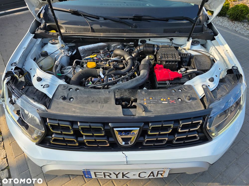 Dacia Duster TCe 100 2WD Celebration - 25
