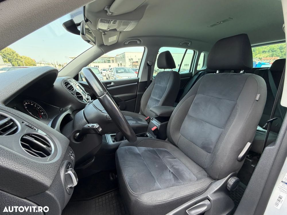 Volkswagen Tiguan 2.0 TDI SCR BlueMotion Technology Sport & Style - 11