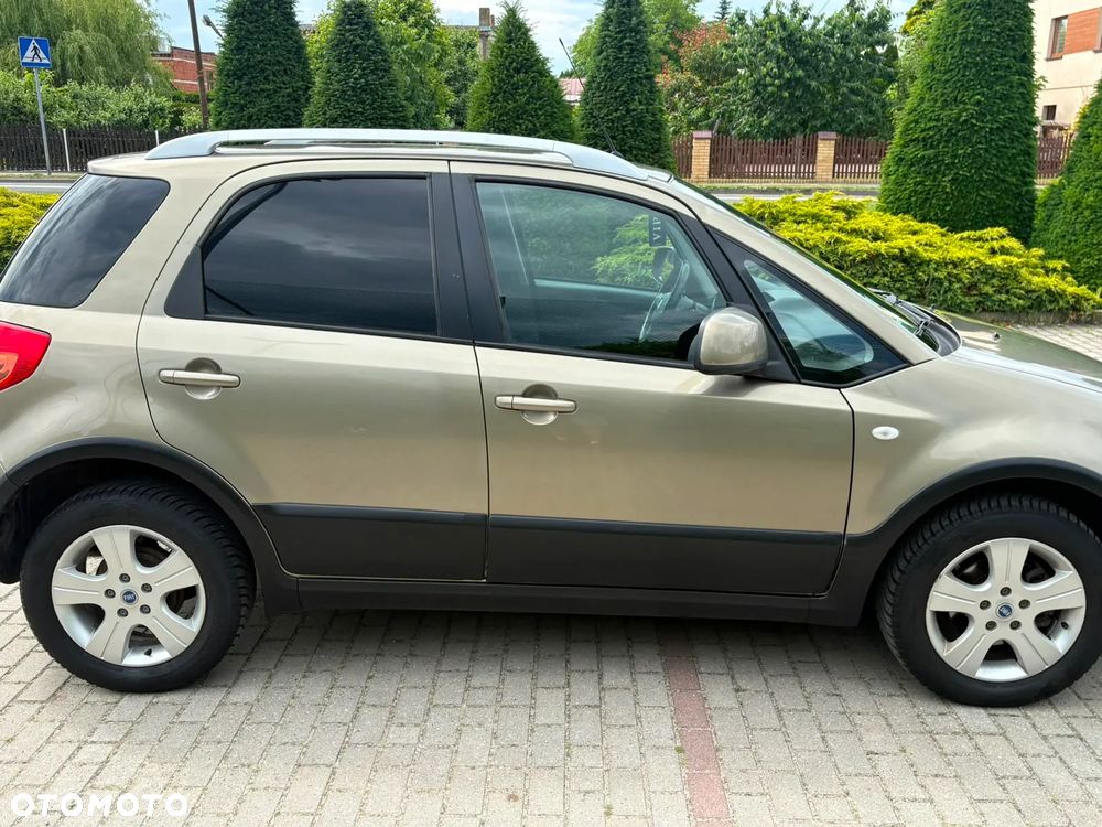 Fiat Sedici 1.6 16V 4x4 Emotion - 8