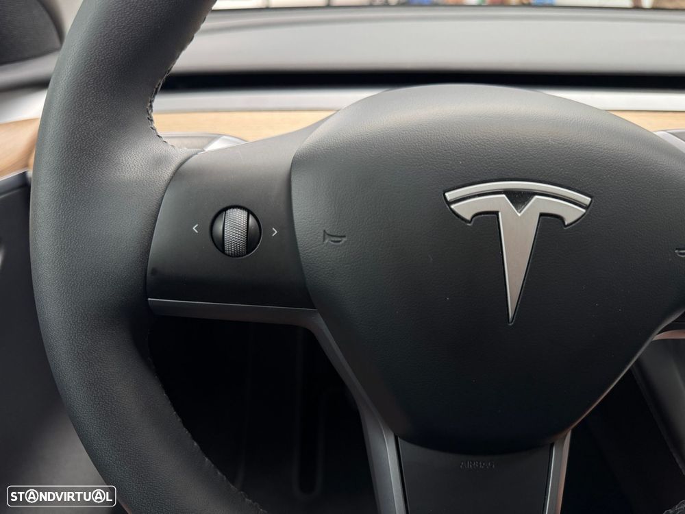 Tesla Model Y Tração Traseira - 20