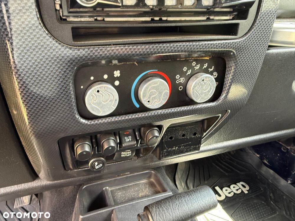 Jeep Wrangler - 31