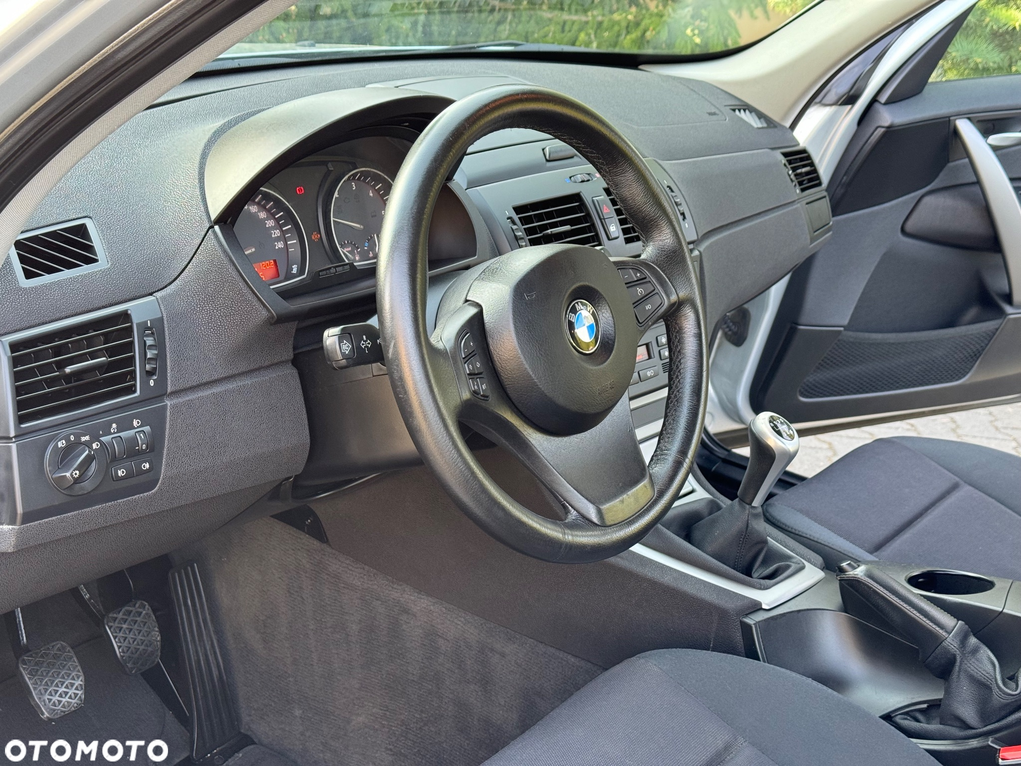 BMW X3 2.0d - 8