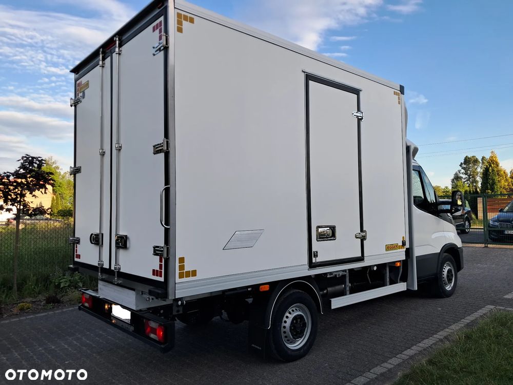 Iveco 35S16  Chłodnia ZANOTTI Salon Polska zasilanie 230V - 5