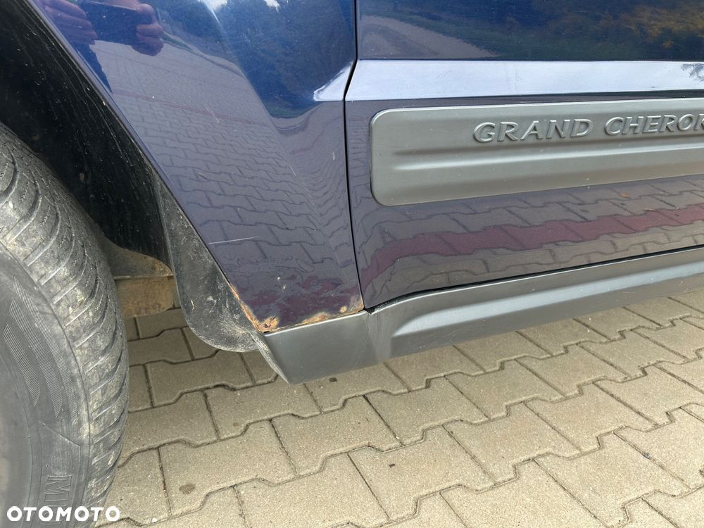 Jeep Grand Cherokee - 15