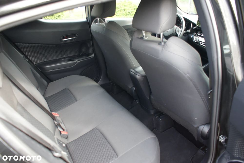 Toyota C-HR - 17