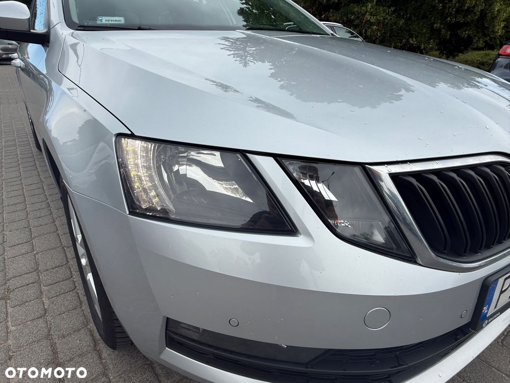 Skoda Octavia 1.6 TDI Ambition - 8