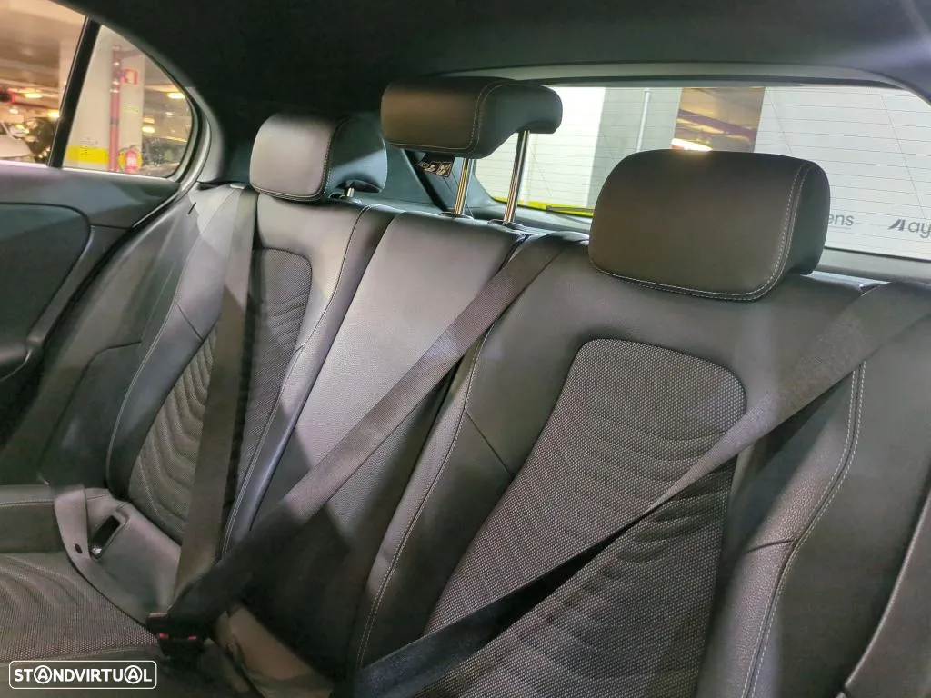 Mercedes-Benz A 250 e Style Plus - 11