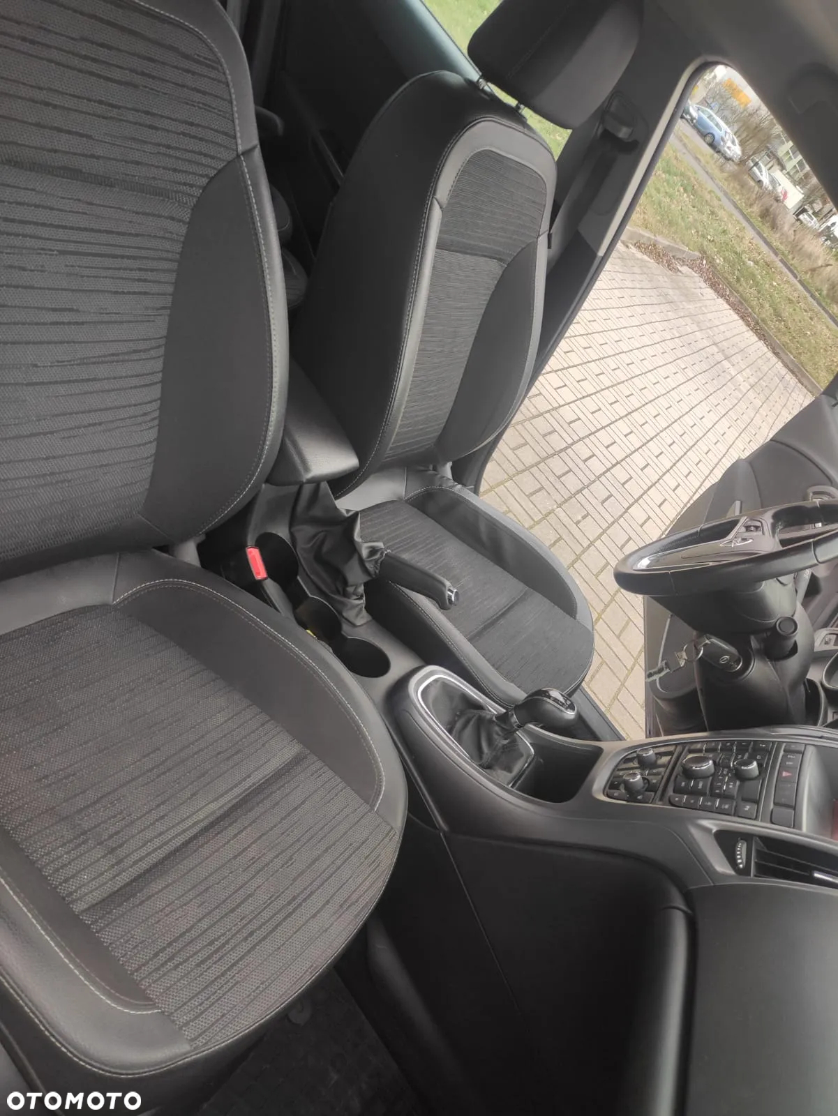 Opel Astra IV 1.4 T Business S&S EU6 - 8