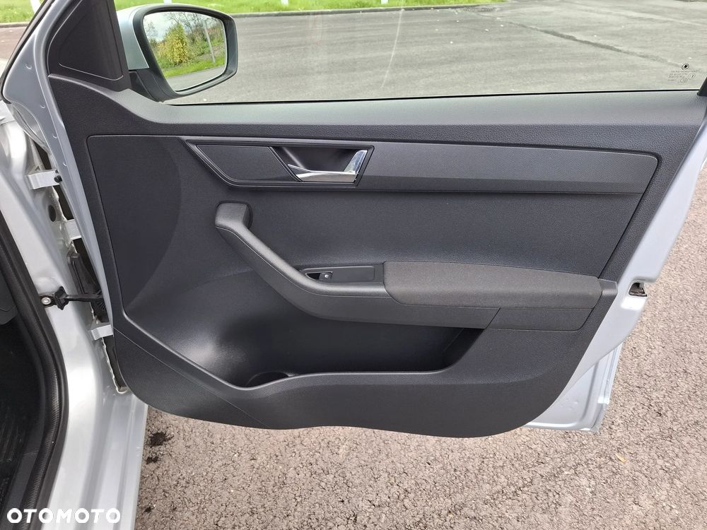 Skoda Fabia 1.0 TSI Ambition - 19