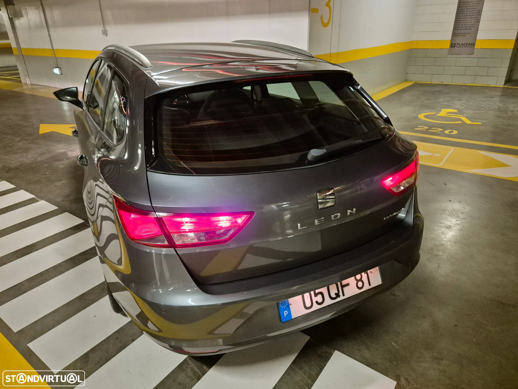 SEAT Leon ST 1.6 TDI Style S/S - 19