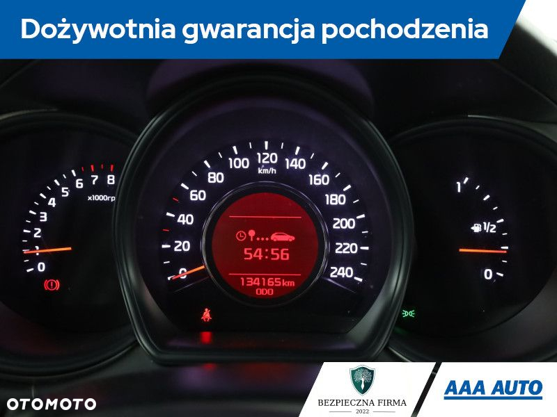 Kia Ceed - 9