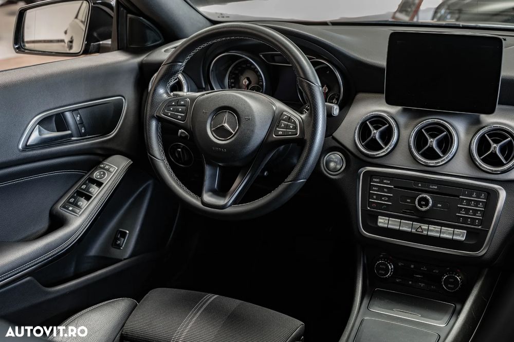 Mercedes-Benz CLA 200 d 7G-DCT AMG Line - 15