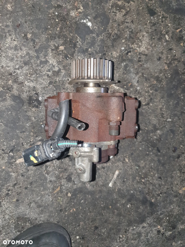 POMPA WTRYSKOWA CITROEN PEUGEOT FORD 1.6 EHDI SIEMENS CONTINENTAL