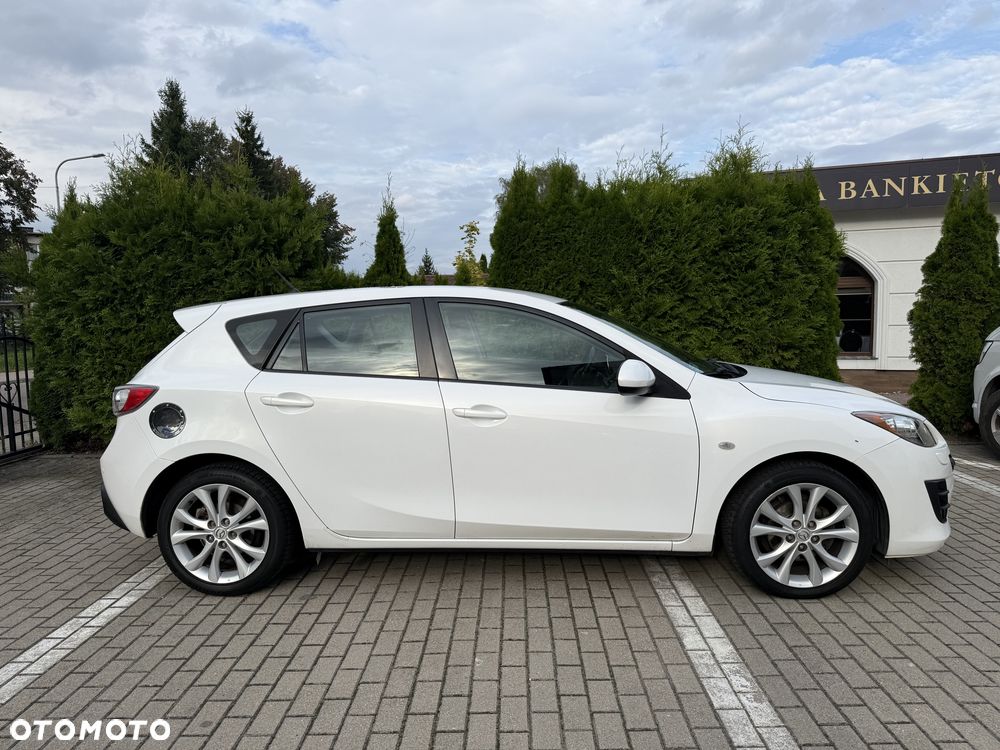Mazda 3 1.6 Exclusive + - 3