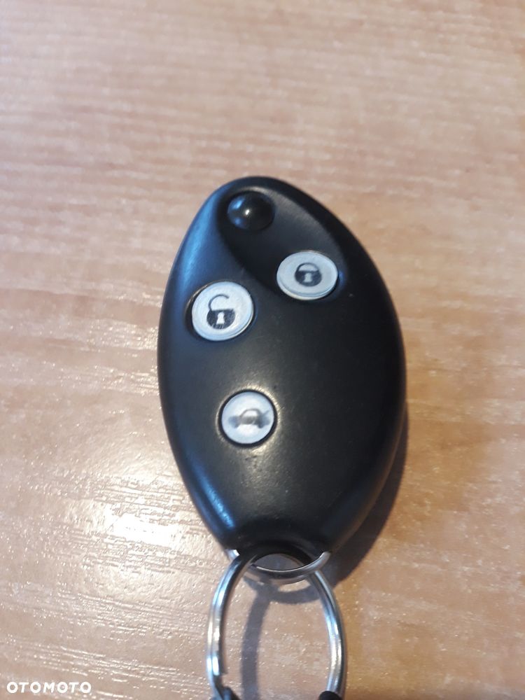 Citroën C5 HDi 135 FAP Exclusive - 4