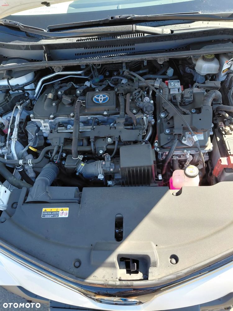 Toyota Corolla 1.8 Hybrid Style - 11