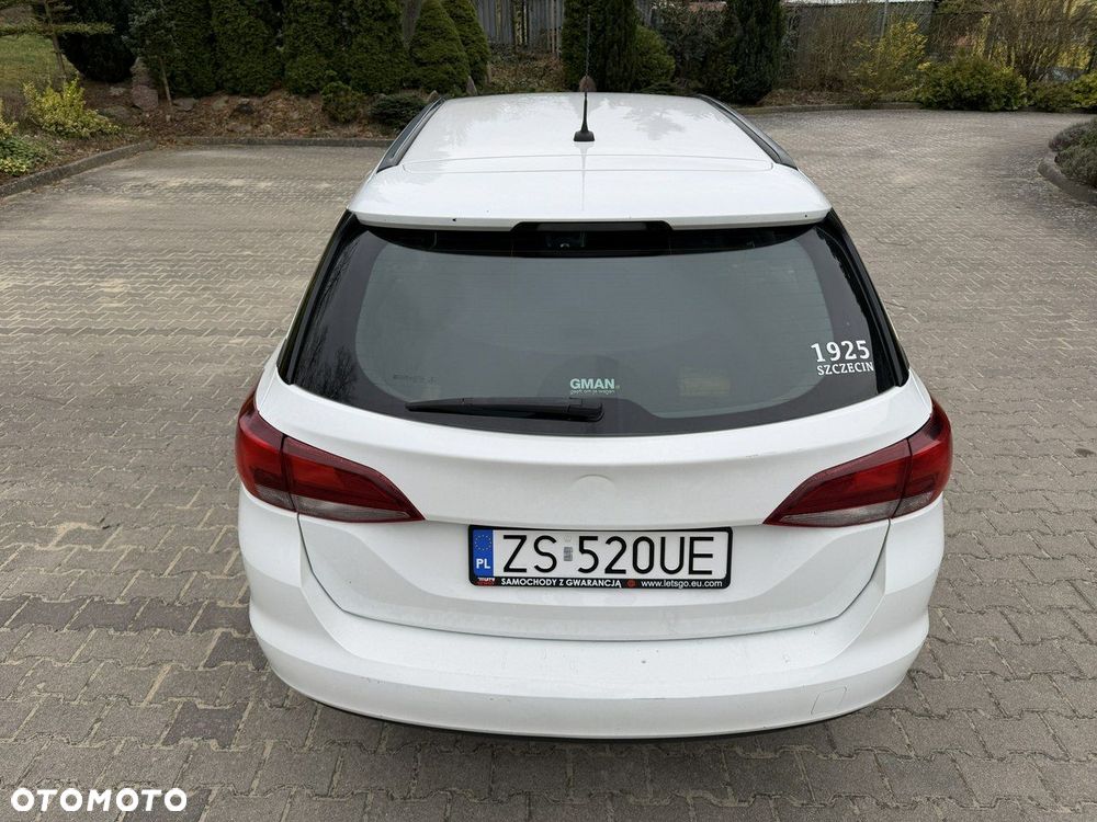 Opel Astra 1.6 CDTI Essentia - 20