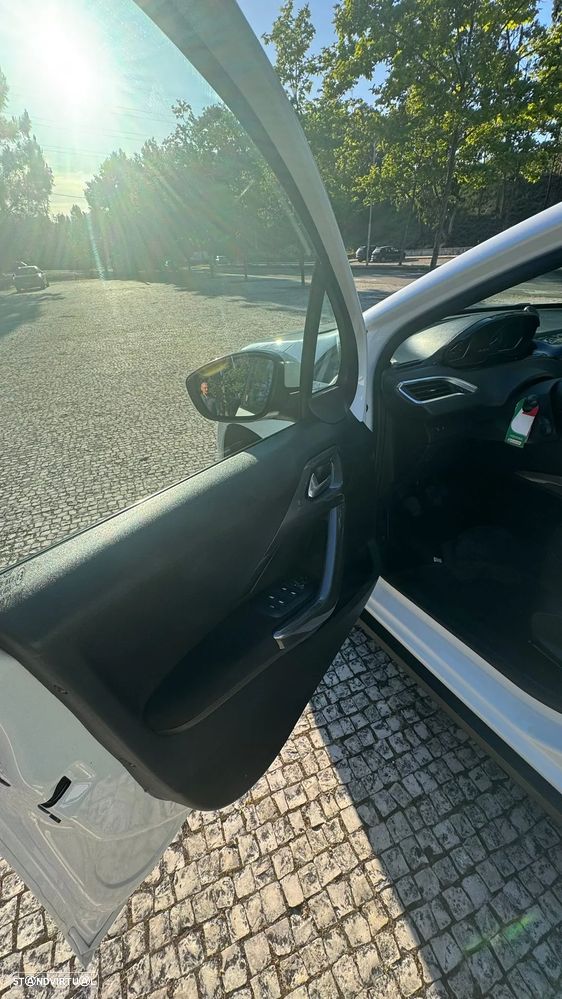 Peugeot 2008 1.2 PureTech Active - 25