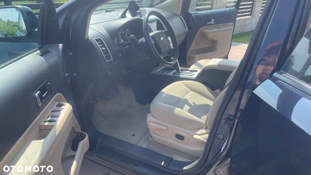 Ford Edge - 14