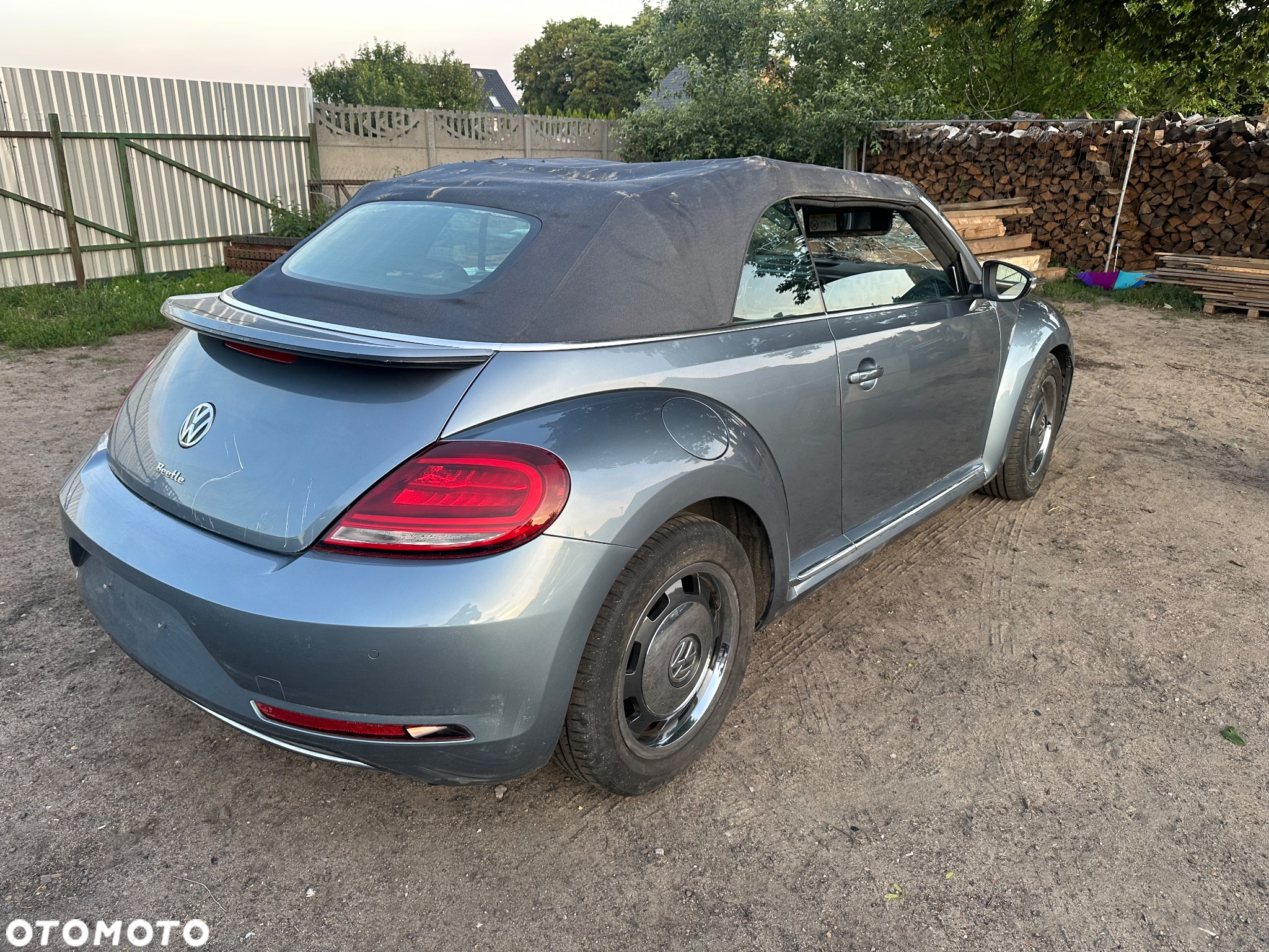 Volkswagen Beetle 2.0 TDI BMT R-Line - 4